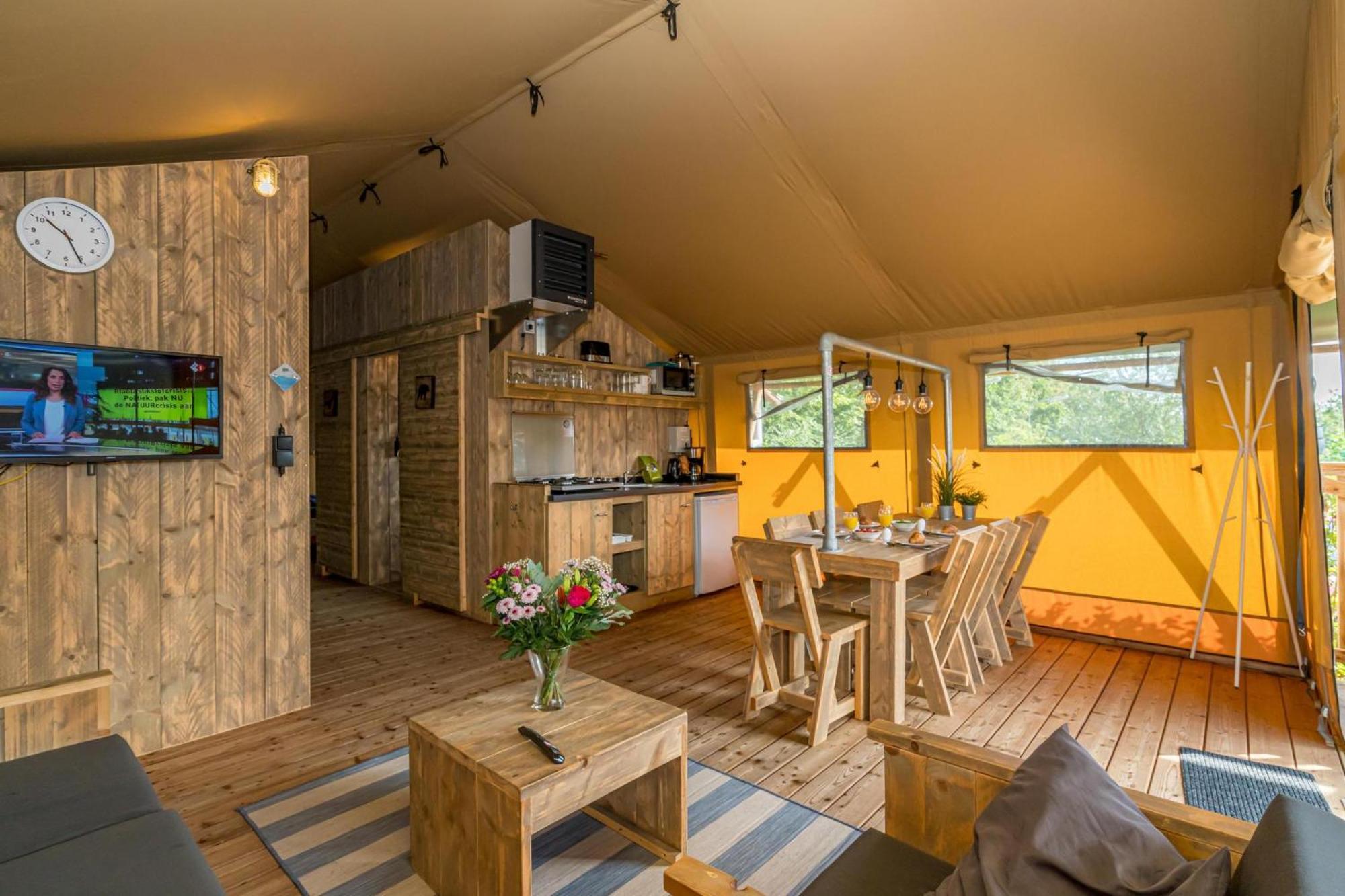 בורג האמסטד Camping Ginsterveld מראה חיצוני תמונה