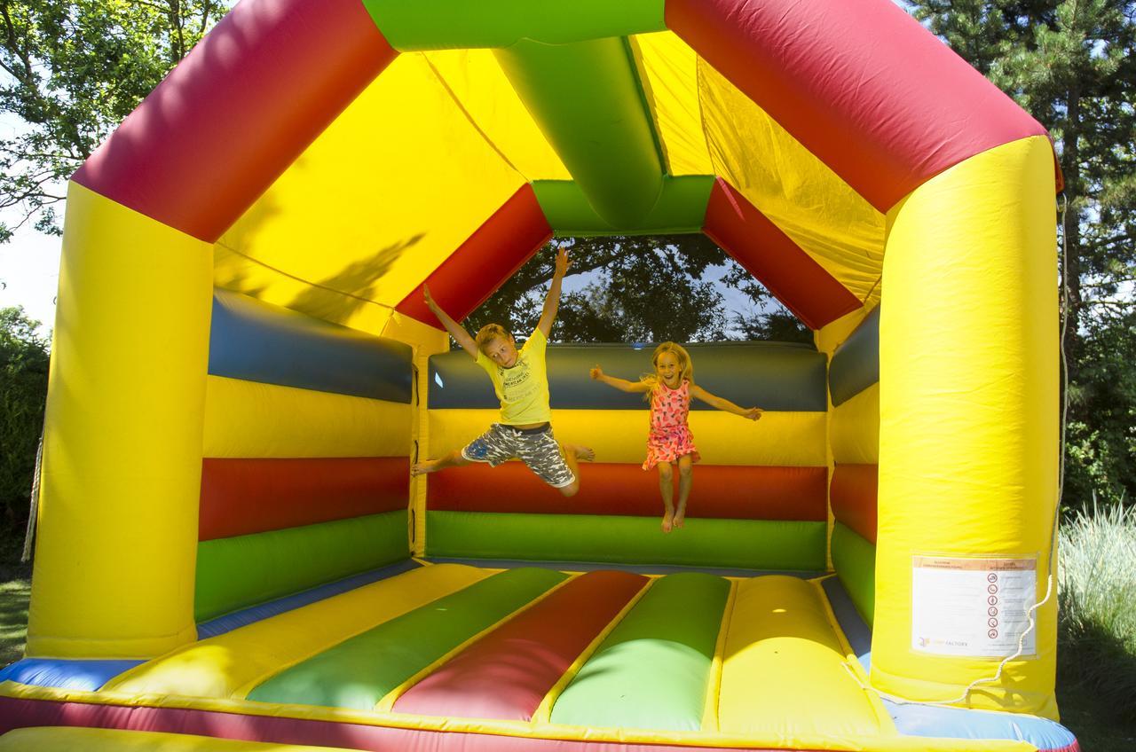 בורג האמסטד Camping Ginsterveld מראה חיצוני תמונה